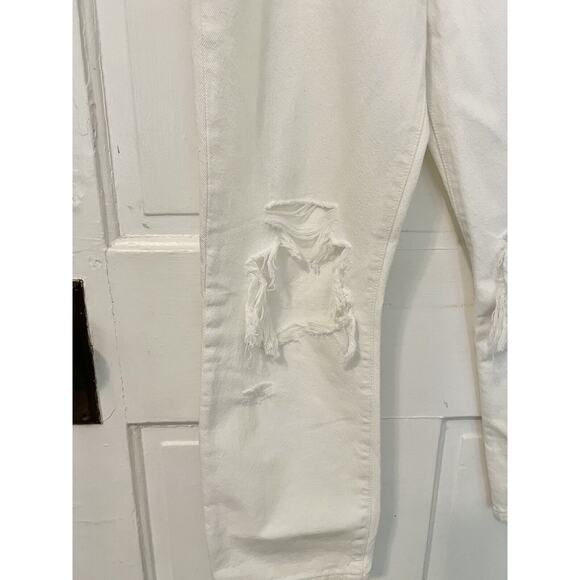 White Levi’s Jeans BIG E New w/Tags High Rise-Straight Leg Button Fly 28x26 - Picture 7 of 8